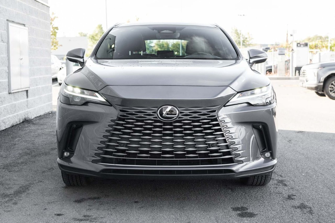 Lexus RX 2023