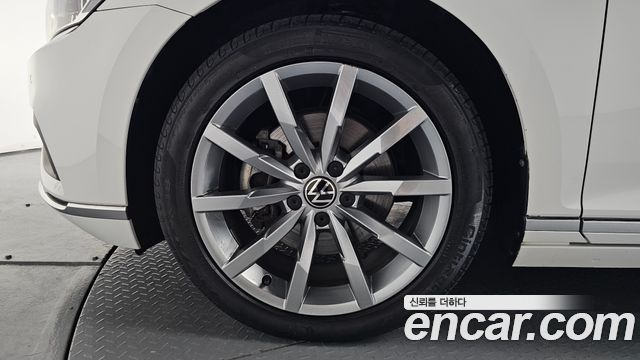 Volkswagen Passat 2022