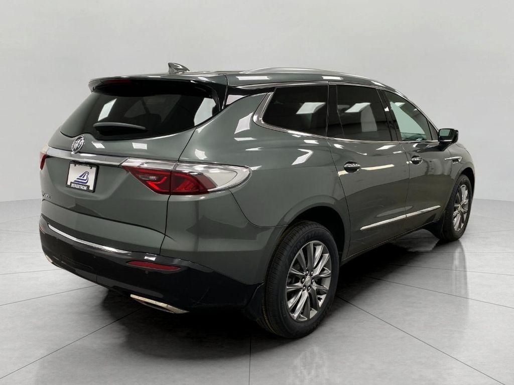 Buick Enclave 2023