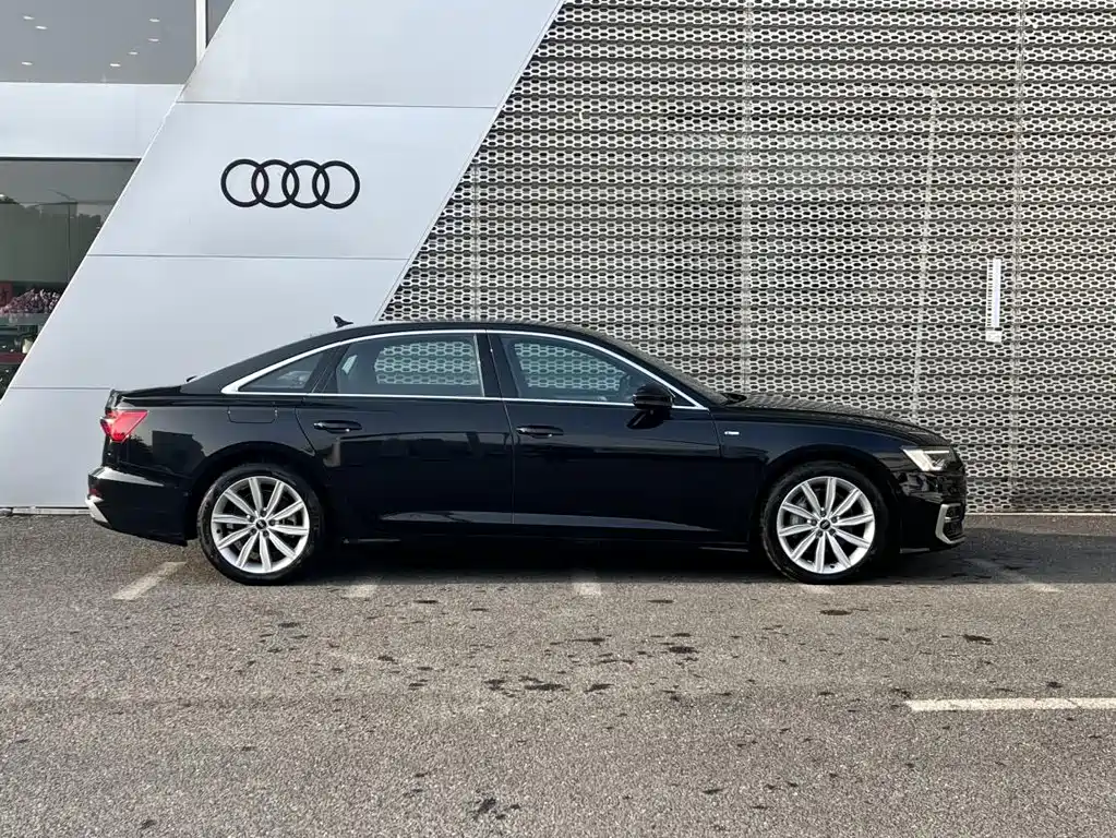 Audi A6 2024