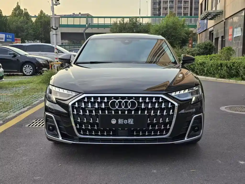 Audi A8 2023