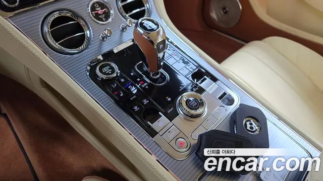 Bentley Continental 2022