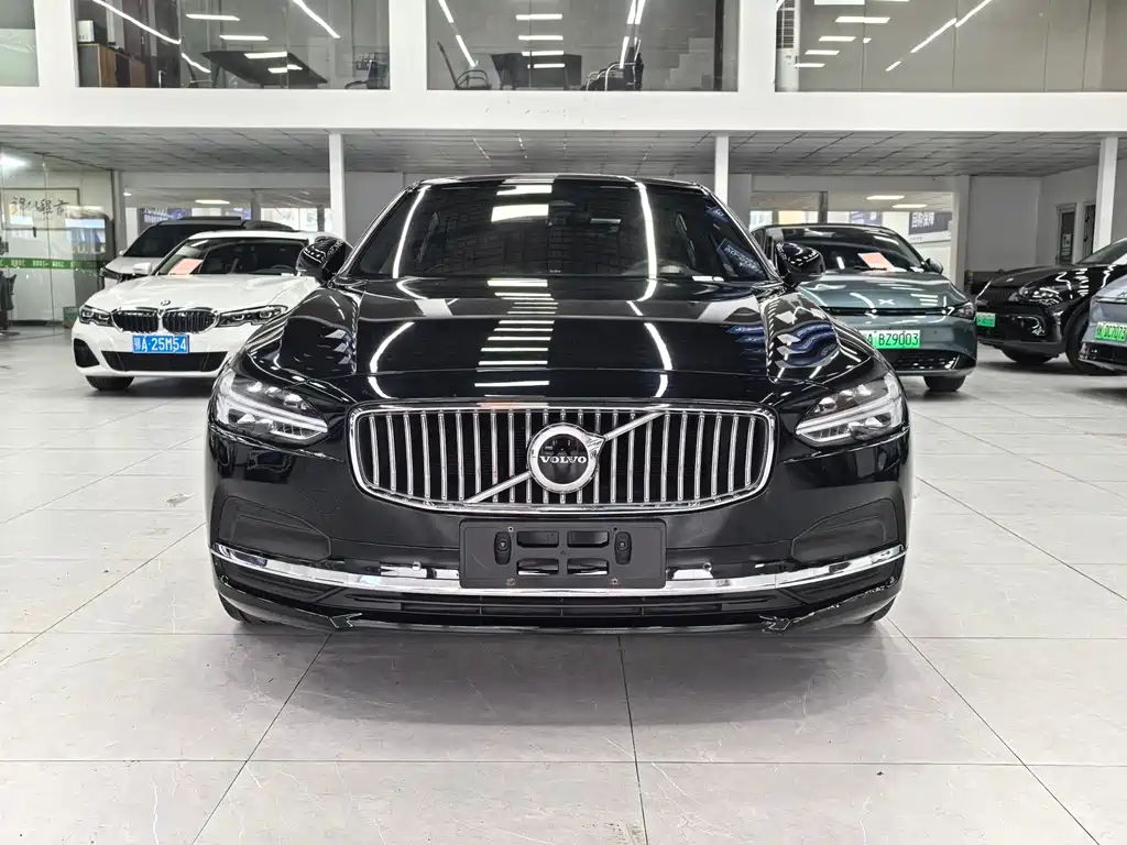 Volvo S90 2021