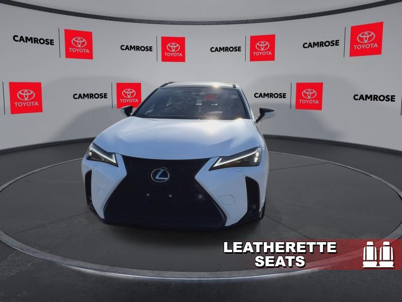 Lexus UX 2024