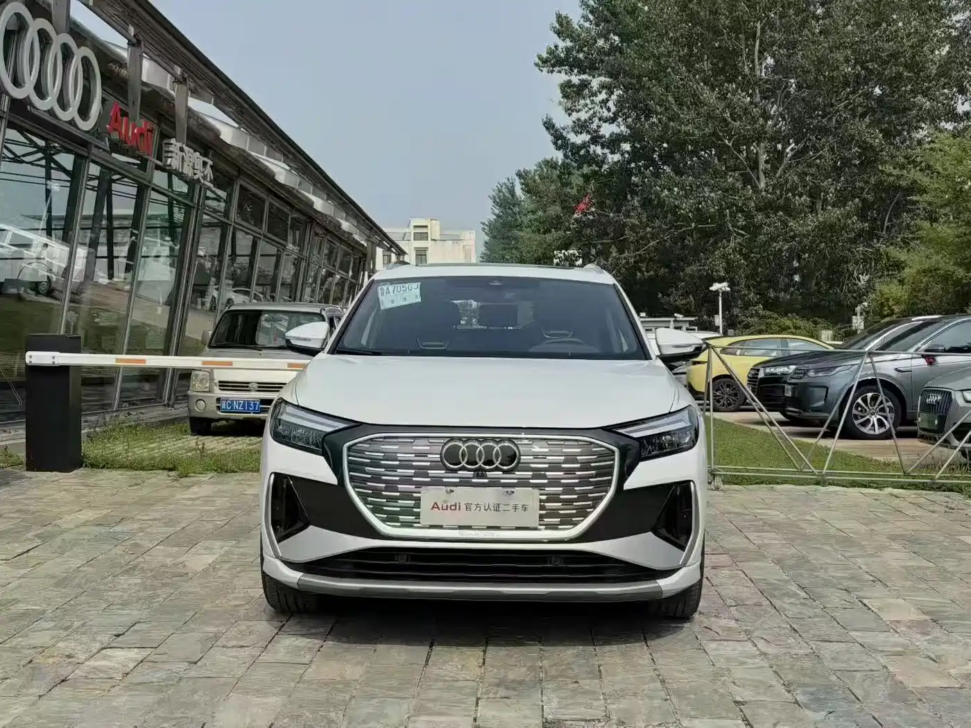 Audi Q4 e-tron 2025