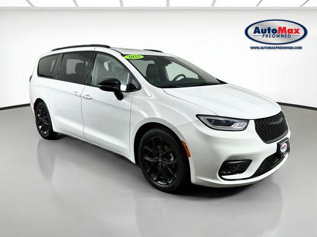 Chrysler Pacifica 2025