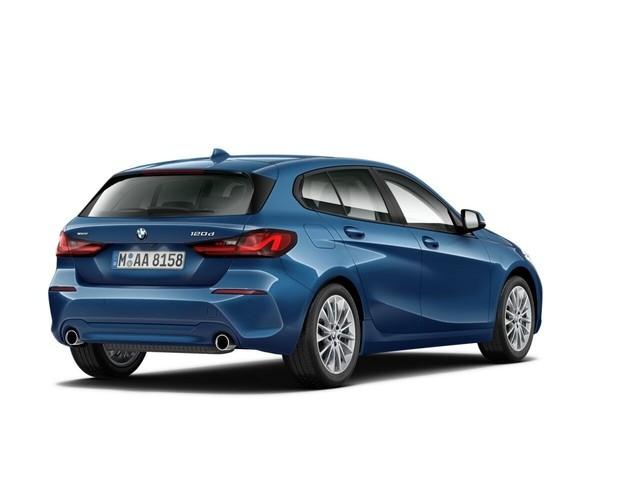 BMW 120 2023