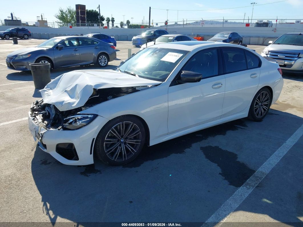 BMW 3 серии 2021