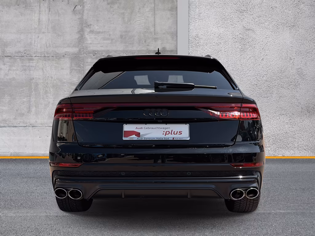 Audi SQ8 2023