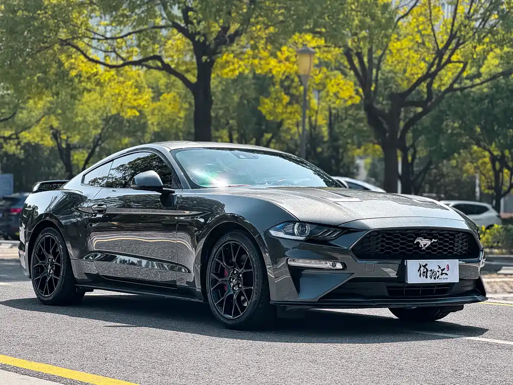 Ford Mustang 2021