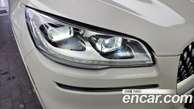 Lincoln Aviator 2021