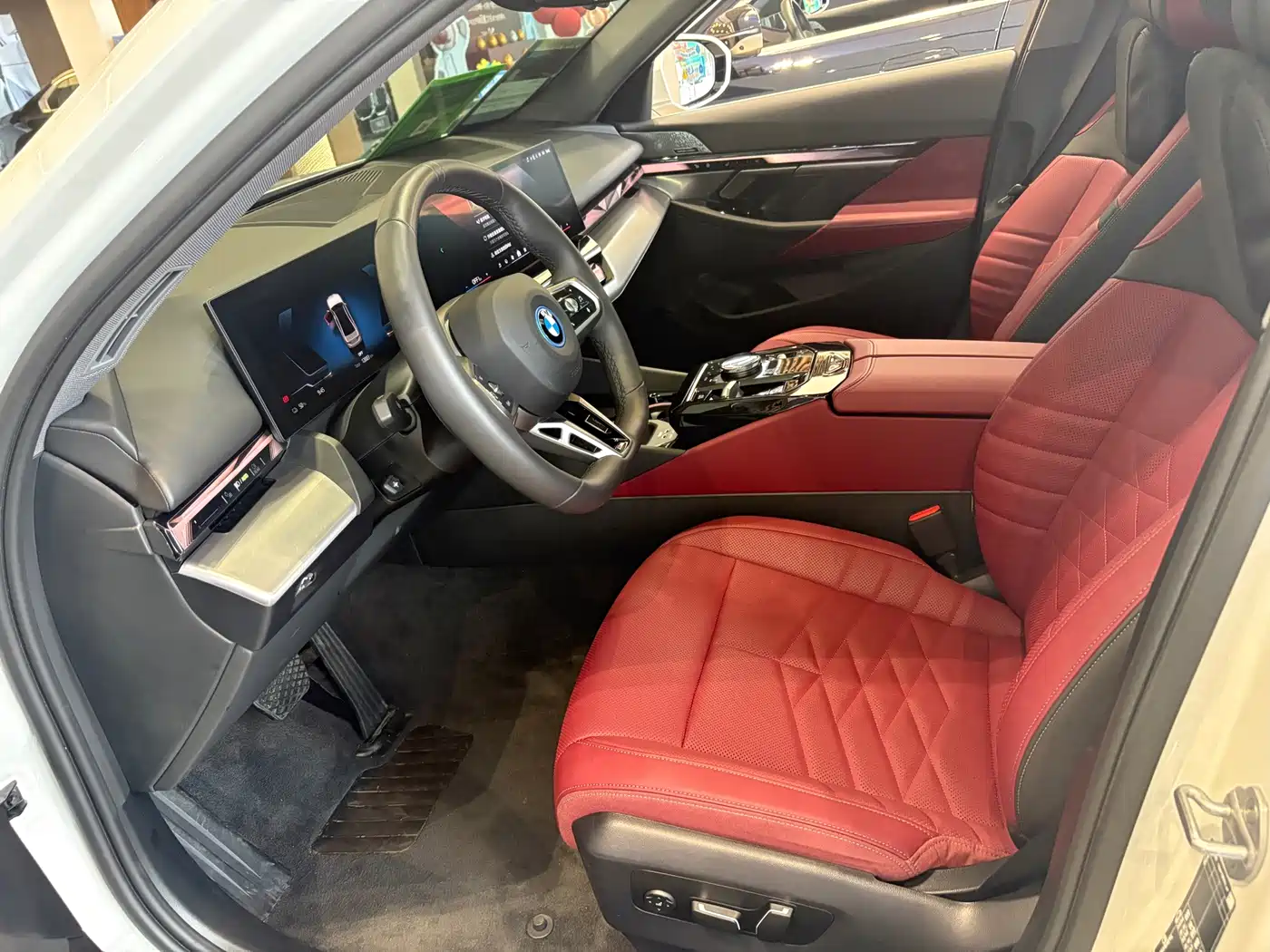 BMW i5 2025
