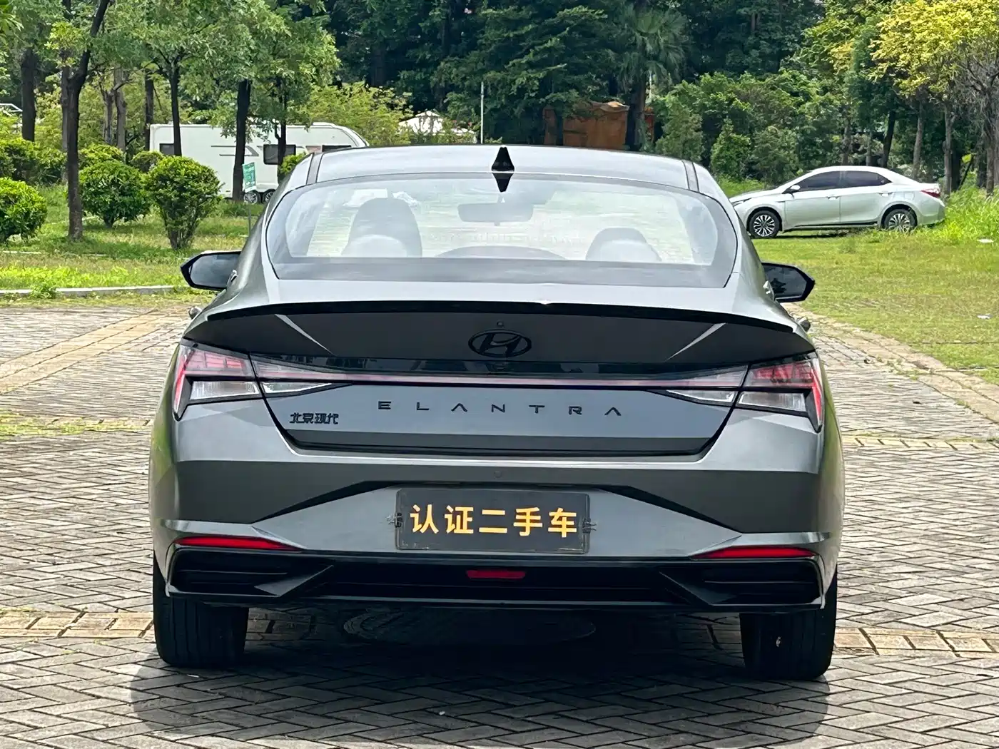 Hyundai Elantra 2023