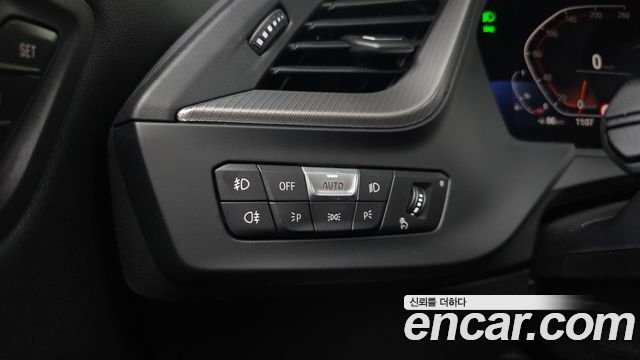BMW 1 серии 2023