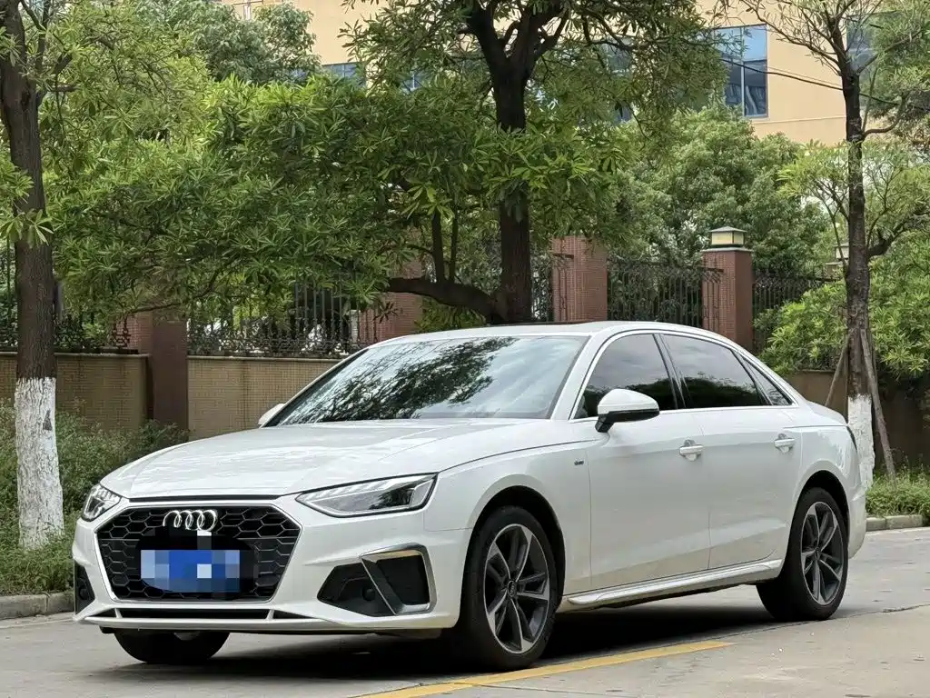 Audi A4 2022