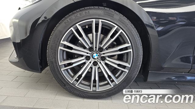 BMW 3 серии 2021