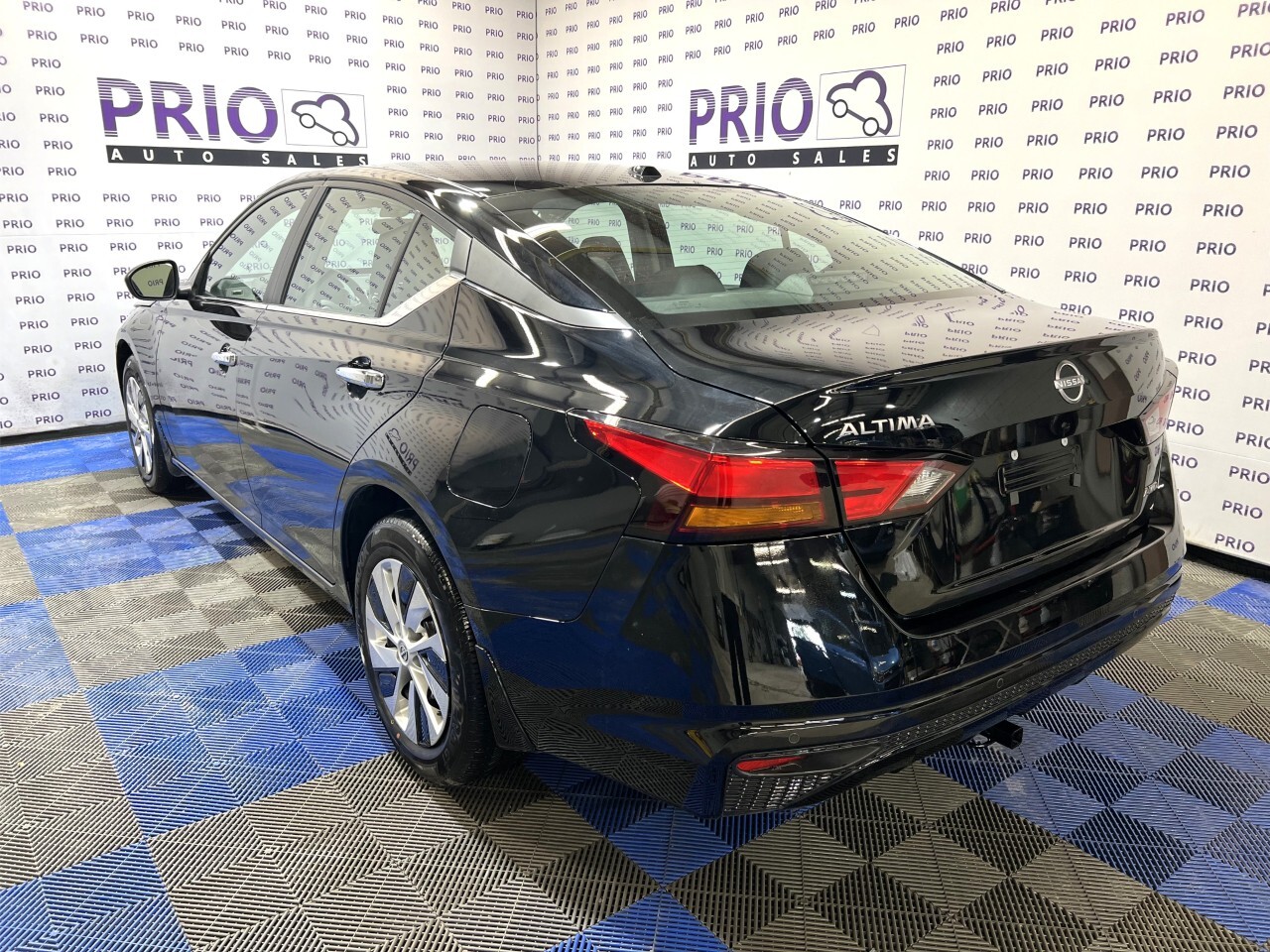Nissan Altima 2023