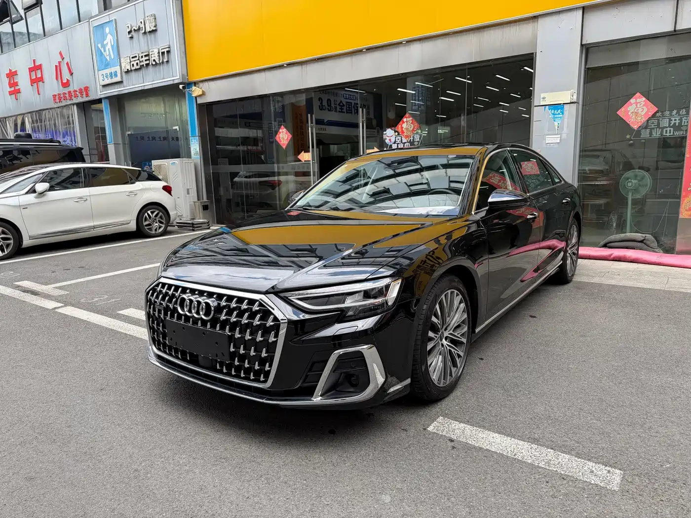 Audi A8 2025