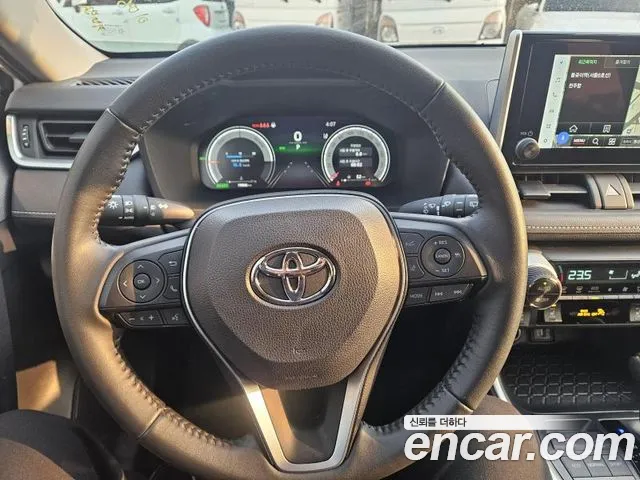 Toyota RAV4 2024