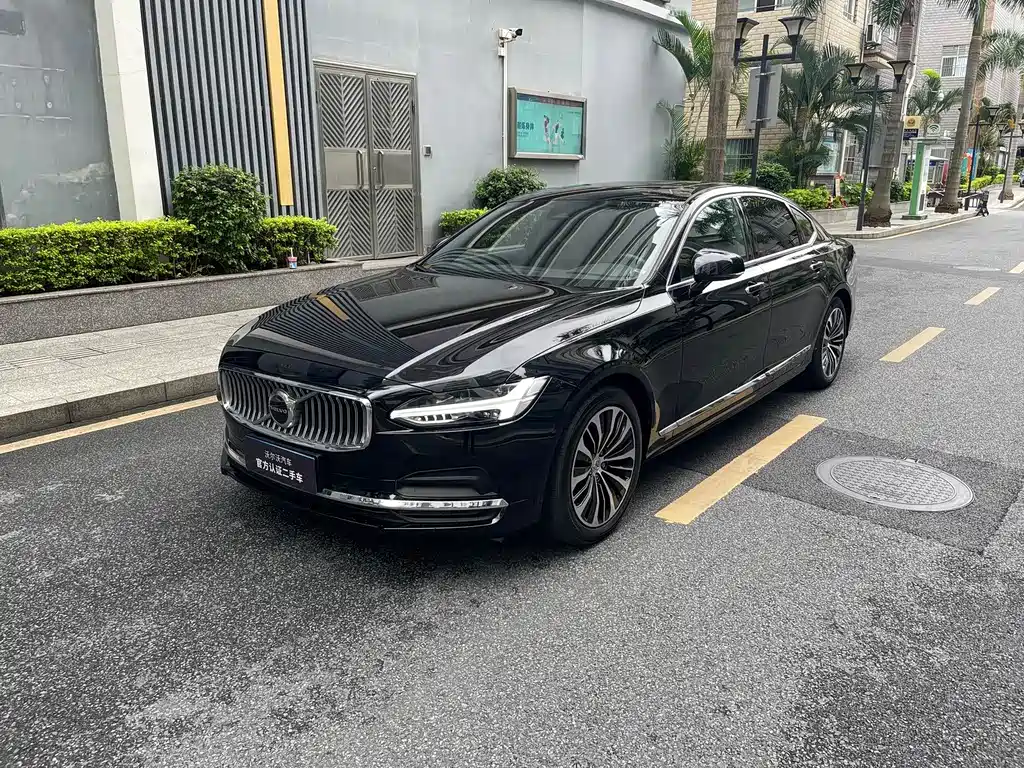 Volvo S90 2024