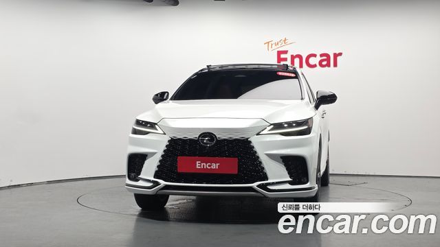 Lexus RX 2024