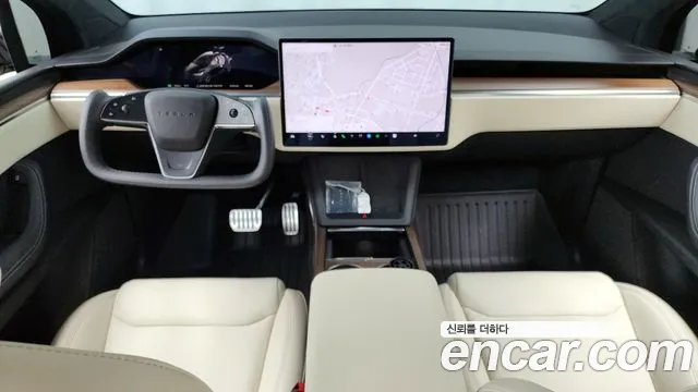 Tesla Model X 2024