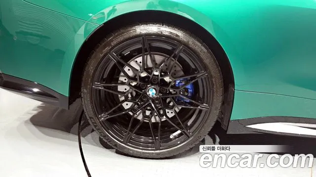 BMW M4 2022