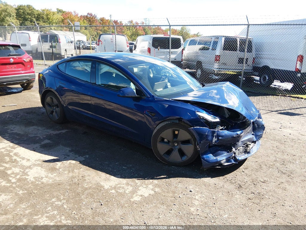 Tesla Model 3 2022