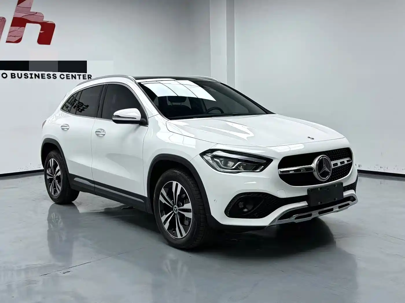 Mercedes-Benz GLA 2023