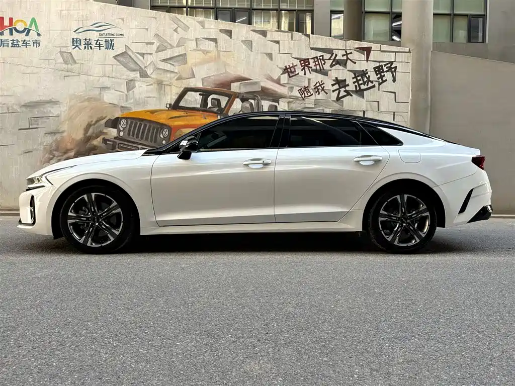 Kia K5 2024