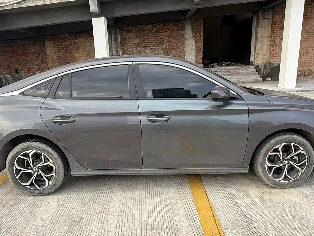 MG MG5 2023