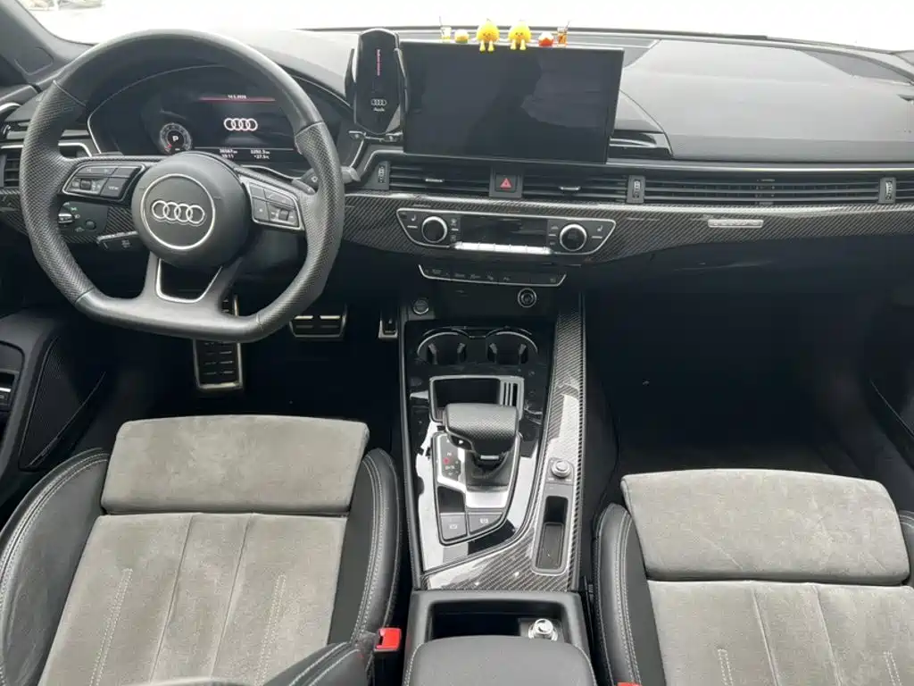Audi A4 2024