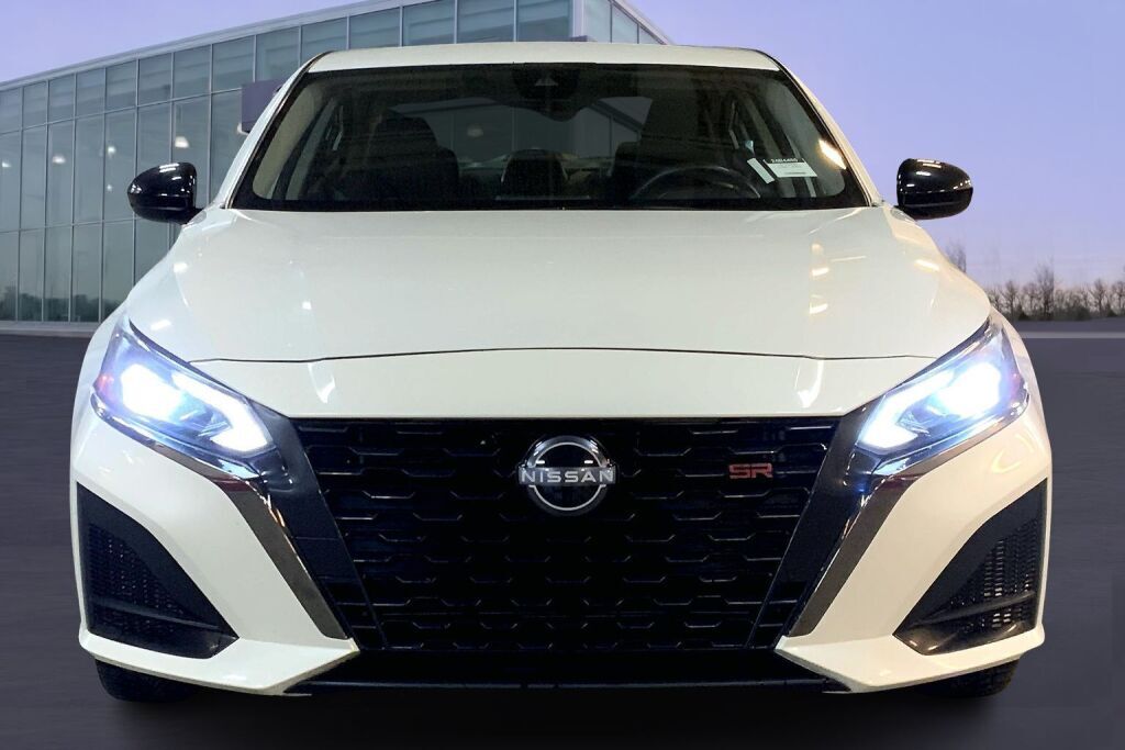 Nissan Altima 2024