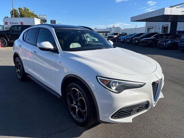 Alfa Romeo Stelvio 2022