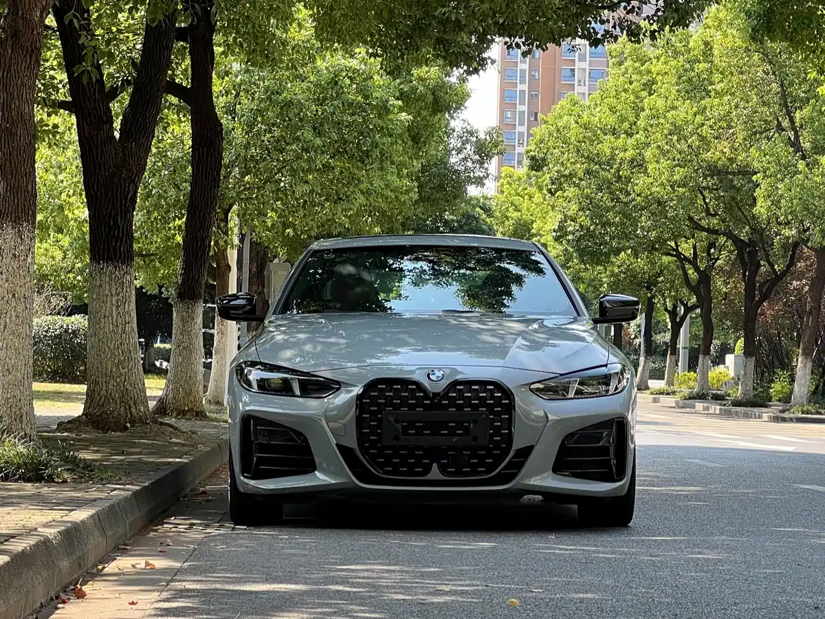 BMW 4 серии 2026
