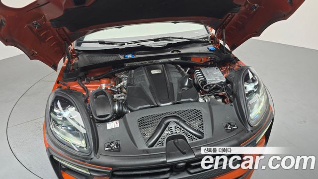 Porsche Macan 2023