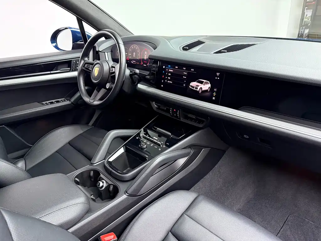 Porsche Cayenne 2024