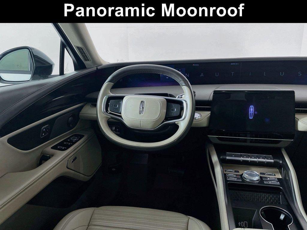 Lincoln Nautilus 2024