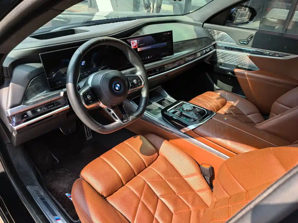 BMW i7 2023