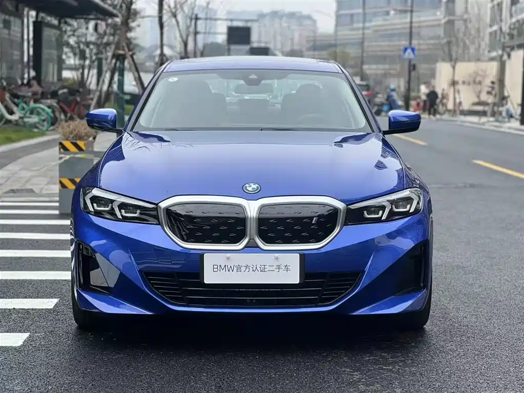 BMW i3 2024