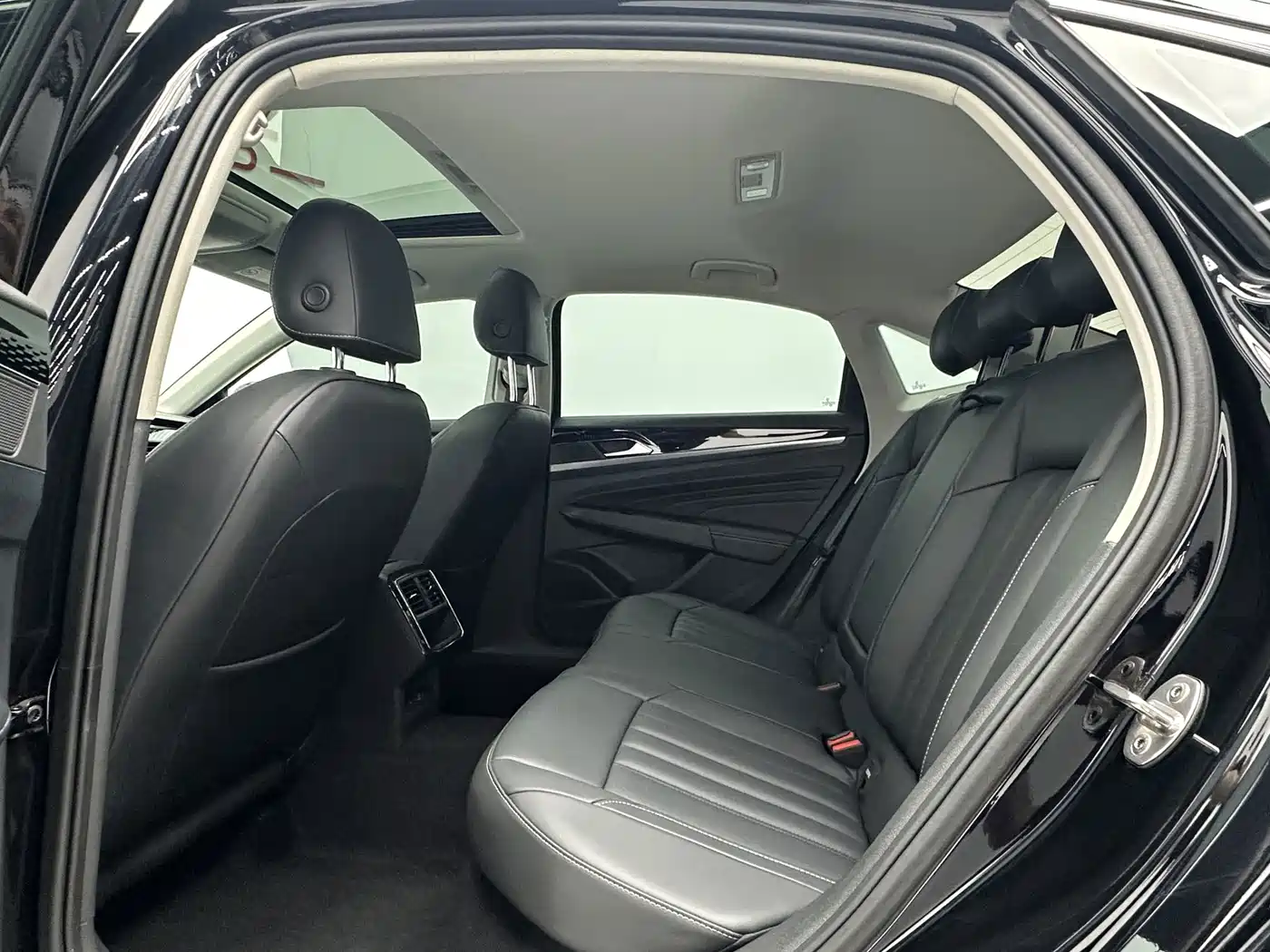 Volkswagen Passat 2023