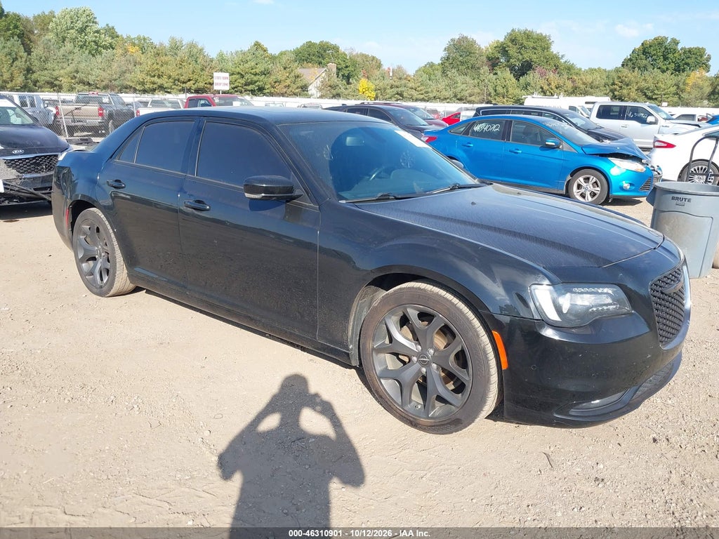 Chrysler 300 2022