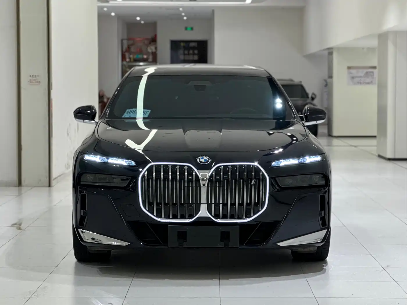 BMW i7 2024