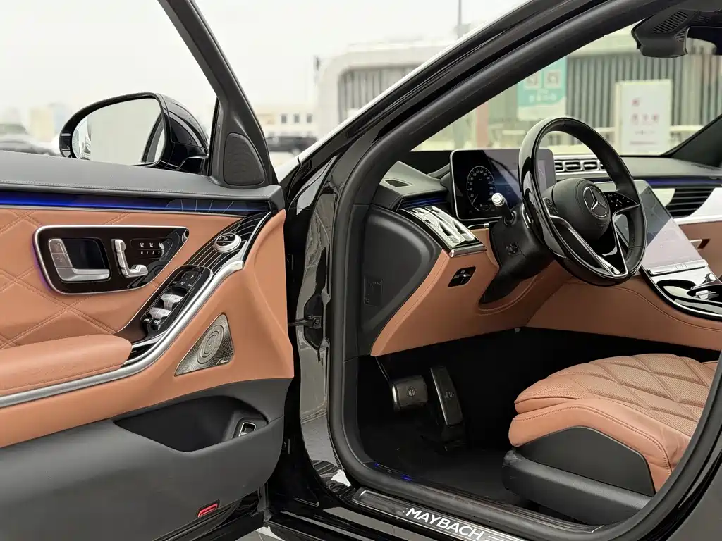 Mercedes-Benz Maybach S-Класс 2022