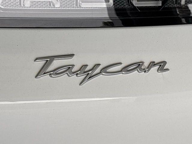 Porsche Taycan 2025