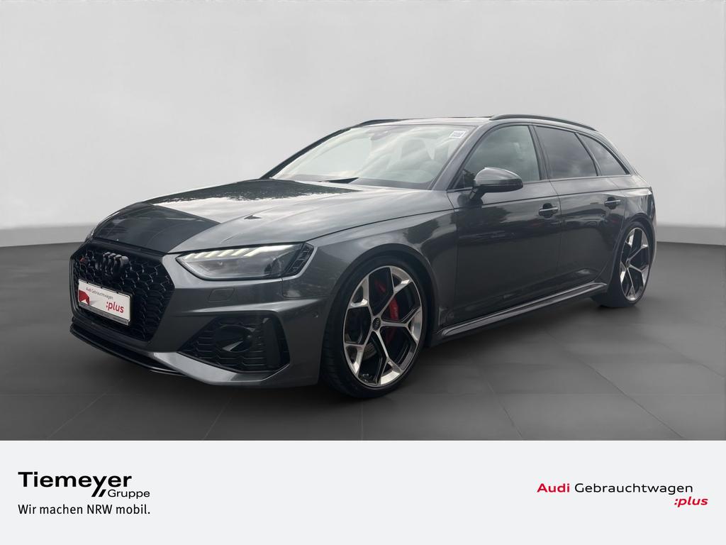 Audi RS4 2023