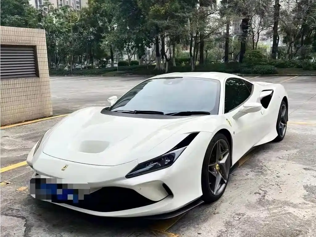 Ferrari F8 2022
