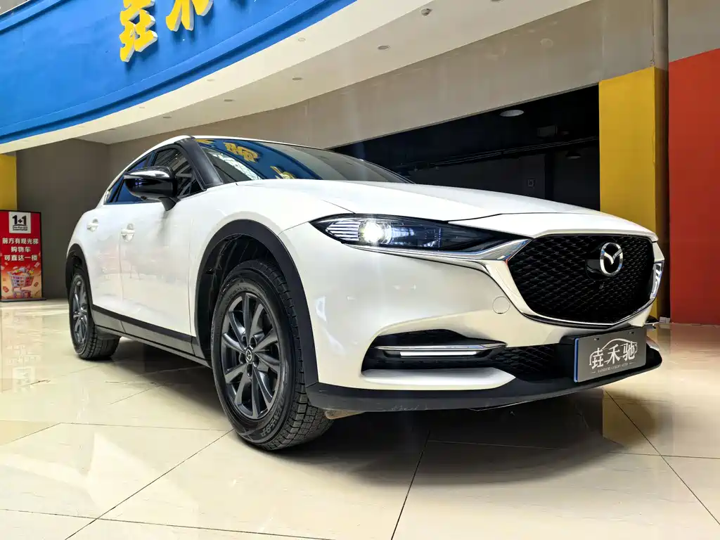 Mazda CX-4 2023