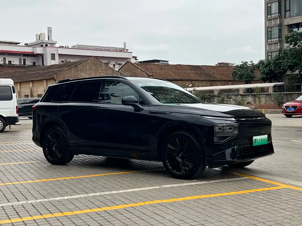 Xpeng G9 2025