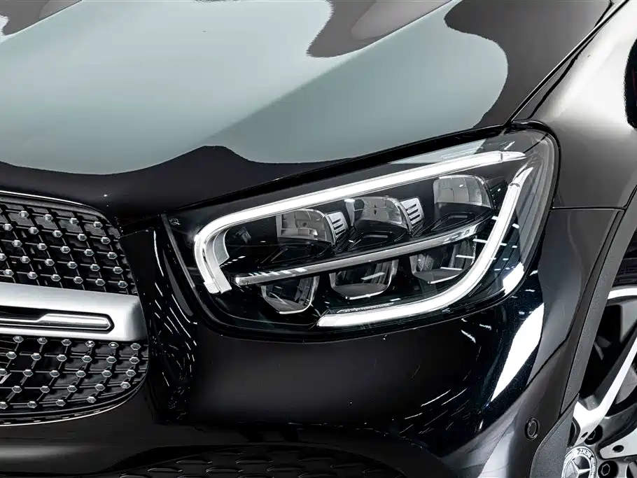Mercedes-Benz GLC 2023